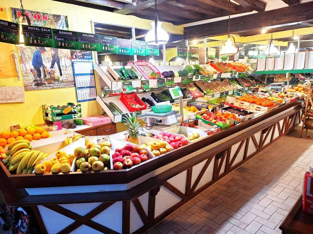 Photo 1 - Commerce à VERNEUIL-EN-HALATTE