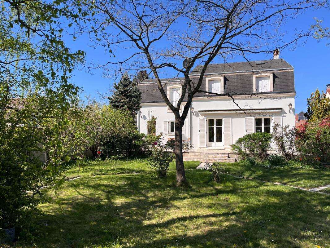 Maison à SAINT-DENIS-EN-VAL