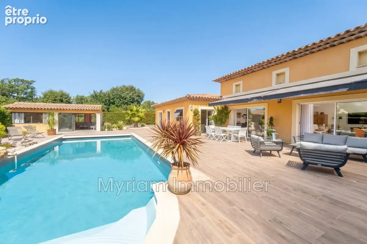 Photo Maison à Saint-Cezaire-Sur-Siagne au prix de 849 000€