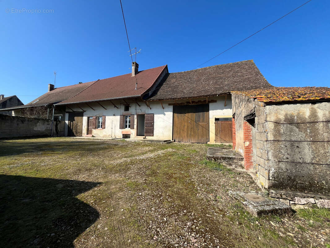 Maison à CUISERY