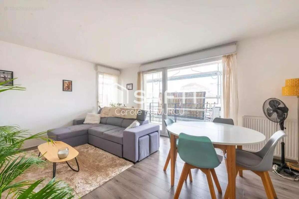 Photo 2 - Appartement à COLOMBES