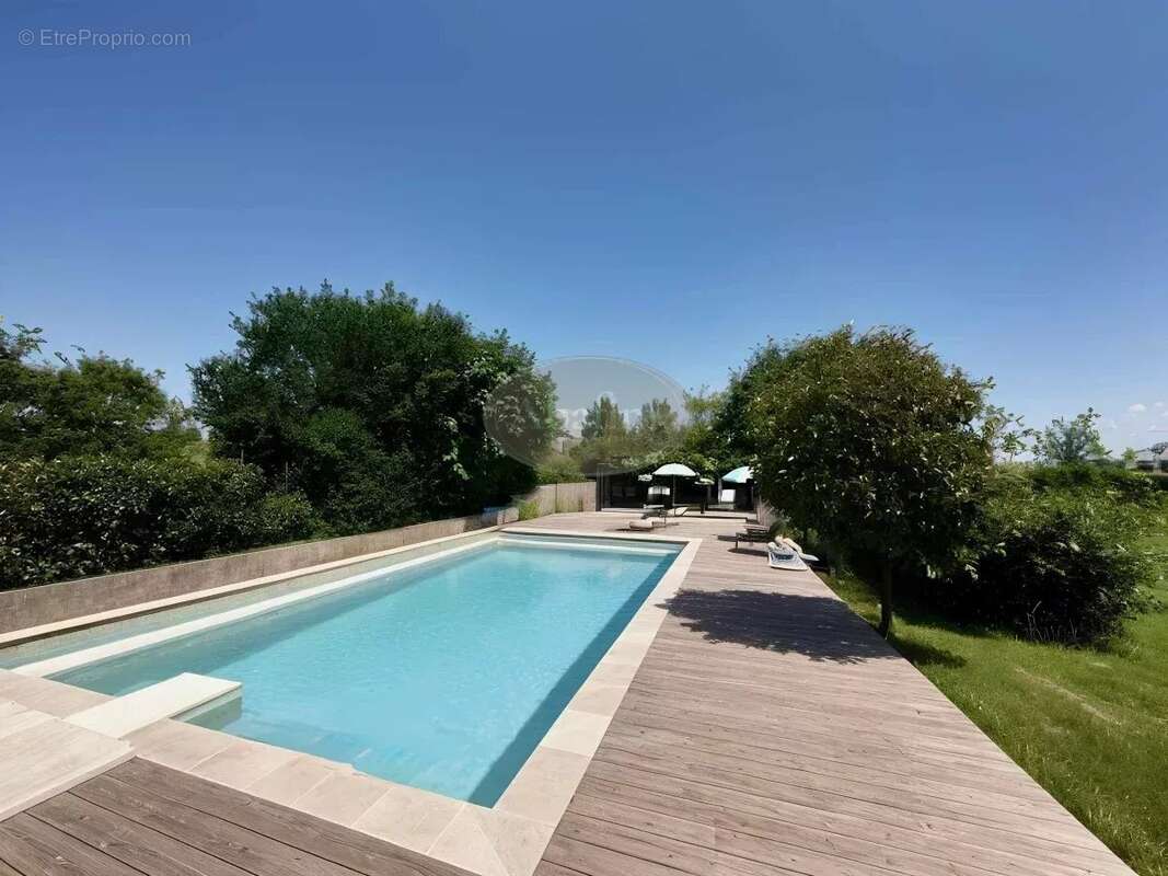 Maison à BOULOGNE-SUR-GESSE