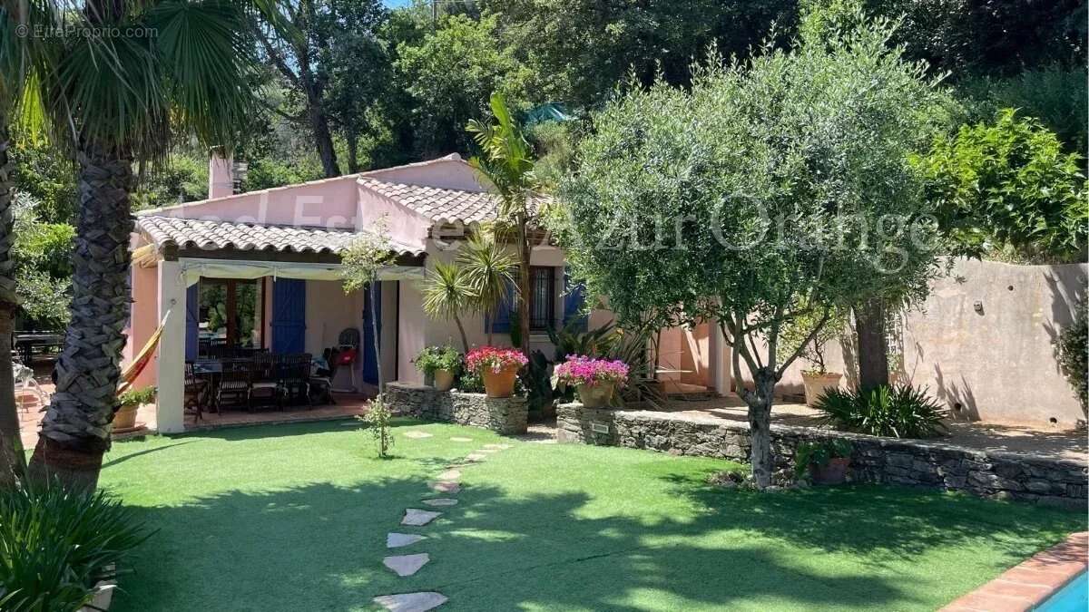 Maison tres soignée - centre à pieds - photo 23