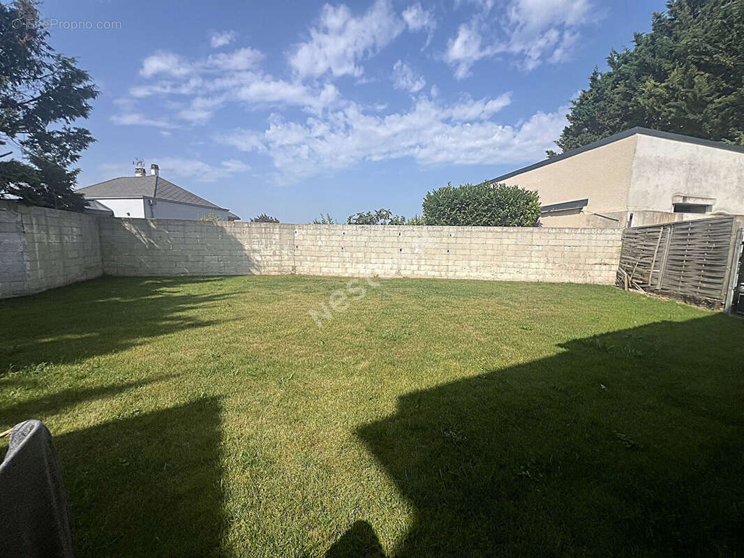 Appartement à CORBENY