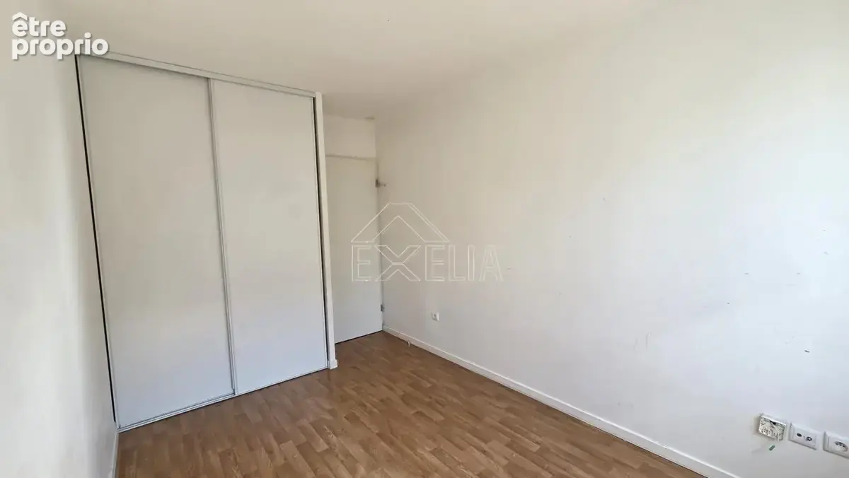 Appartement 3 pièces de 65 m² avec balcon 2 places de parking en sous sol , Bord de Seine - photo 7