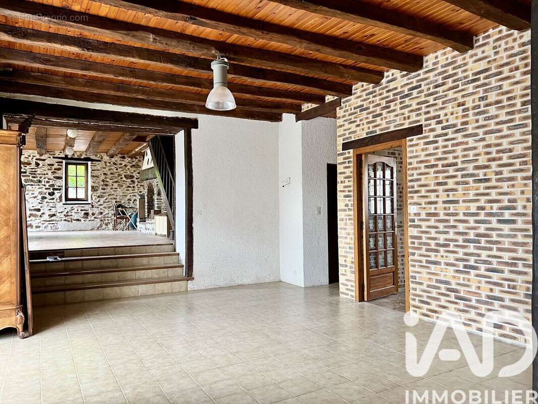 Maison 144 m² à Champsac  - photo 8