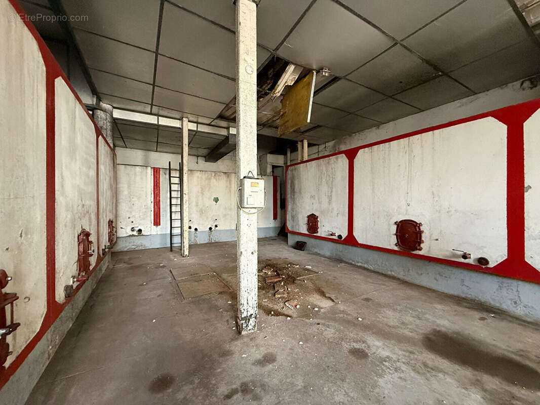 Maison à SAINT-LAMBERT-DU-LATTAY