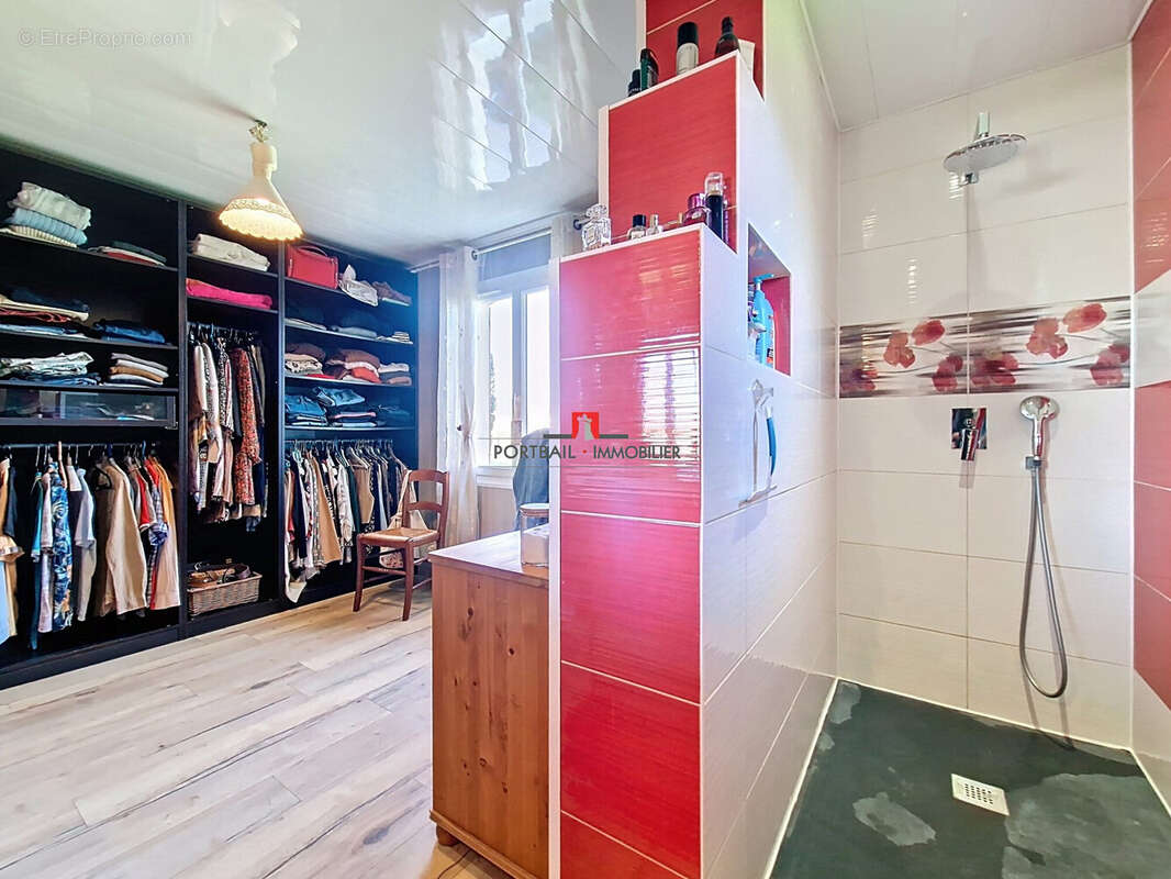 Maison à SAINT-GENES-DE-FRONSAC