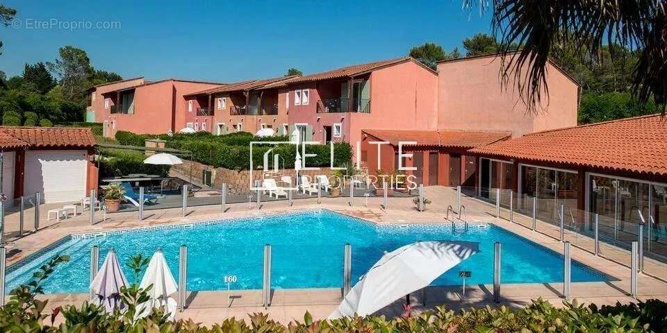 Appartement à MOUANS-SARTOUX