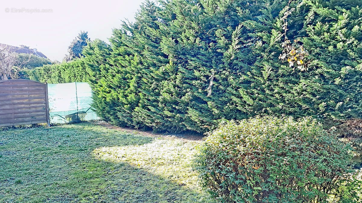 Maison à SAINT-PIERRE-DU-PERRAY