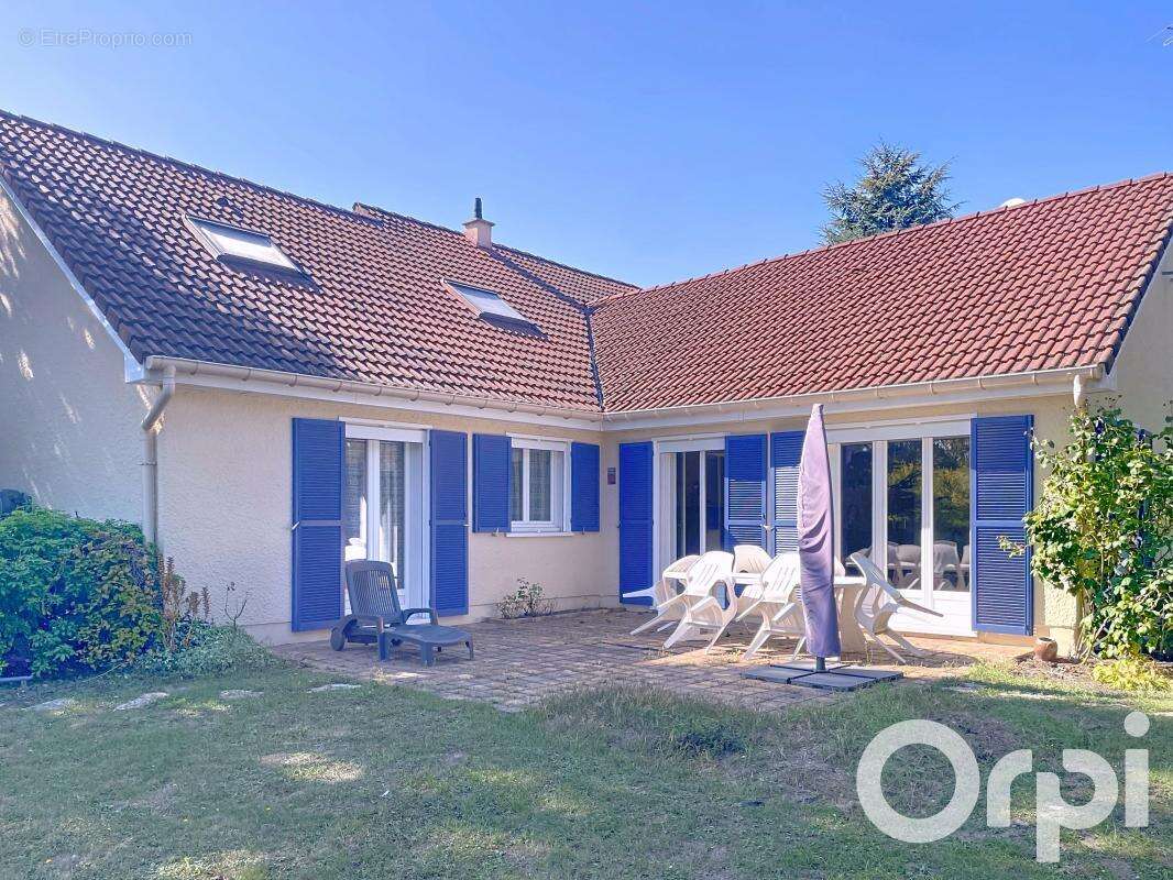 Maison à BALLAINVILLIERS