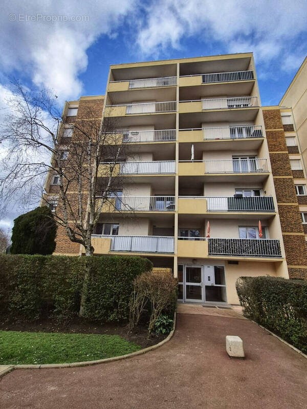 Appartement à TAVERNY