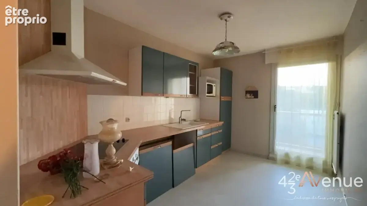 Appartement 3 pièces 66 m² à vendre à Saint-Etienne (42000) - photo 3