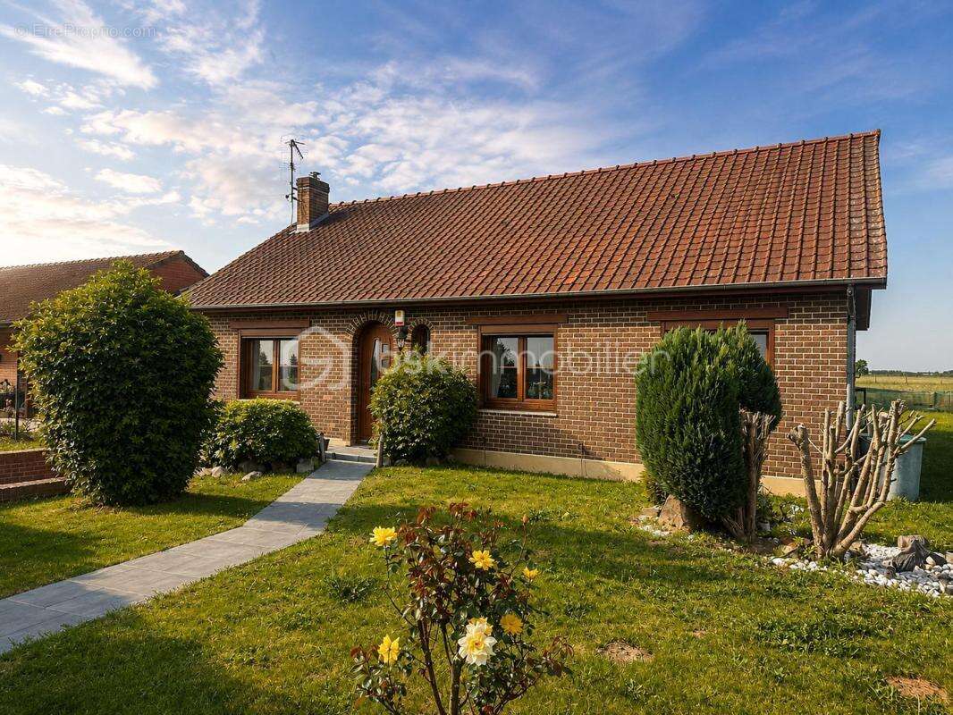 Maison à NOYELLES-SOUS-BELLONNE