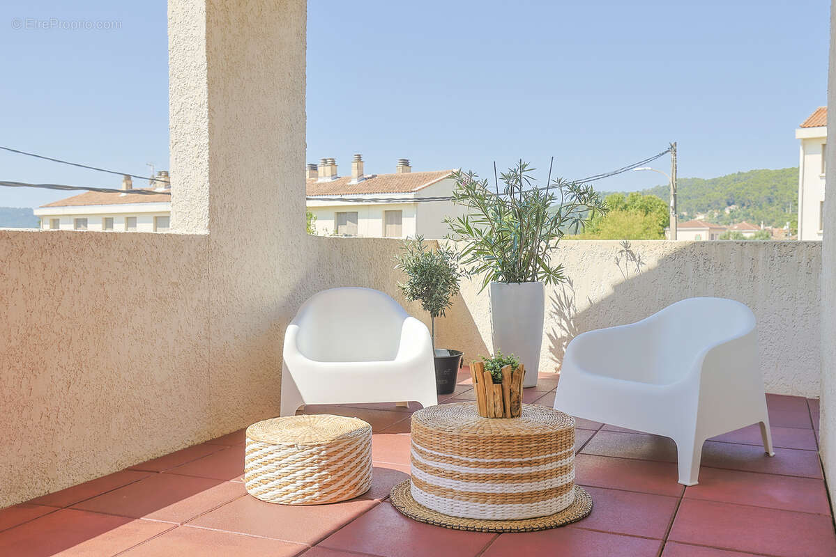 Appartement à LE LUC