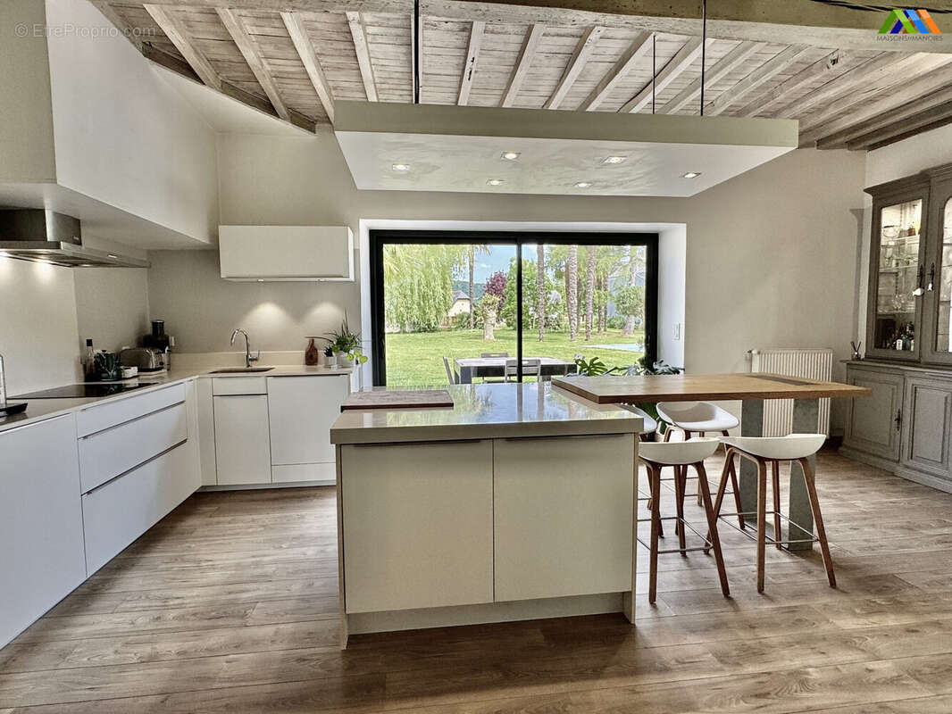 213 m² à Nay  - photo 7