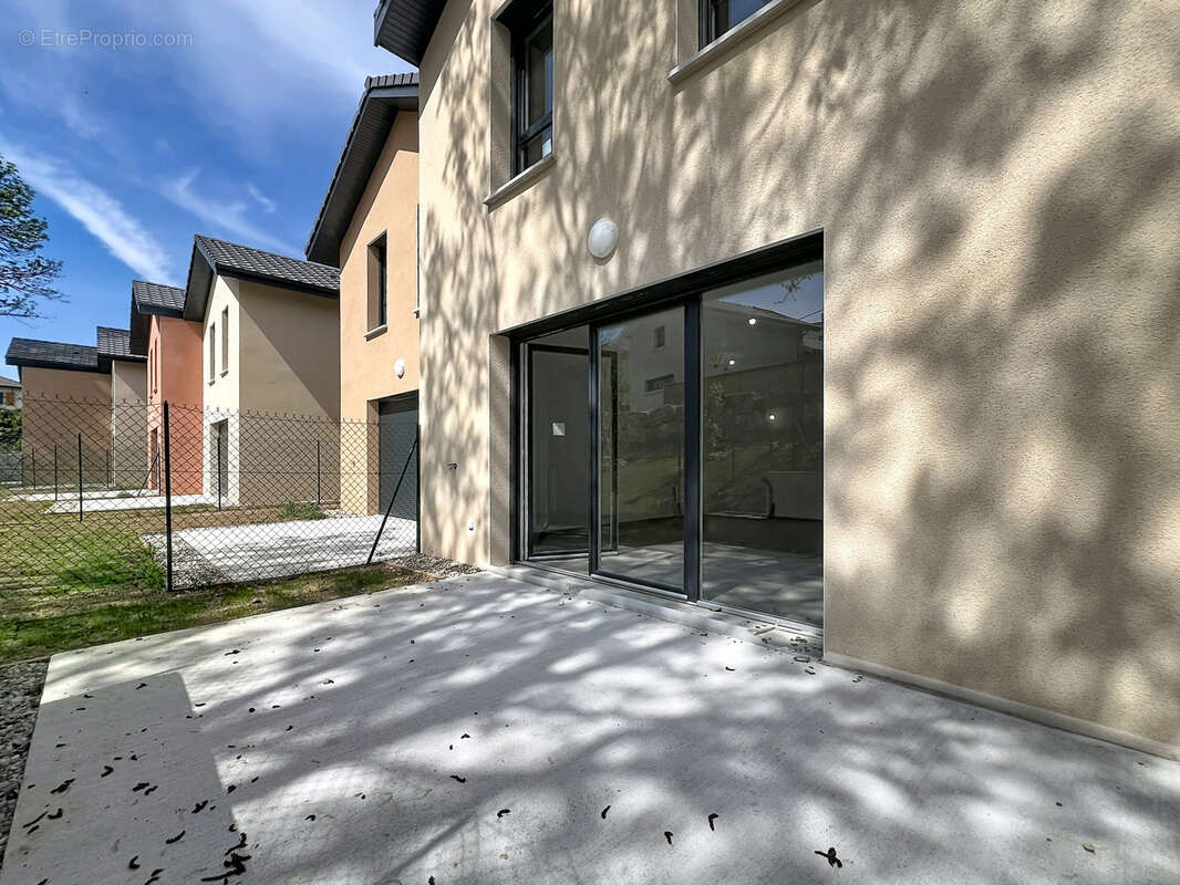 Maison à LA RAVOIRE
