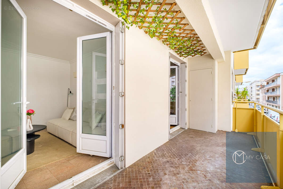 Appartement 74,93M2 Lyon 03 - Balcon - photo 2