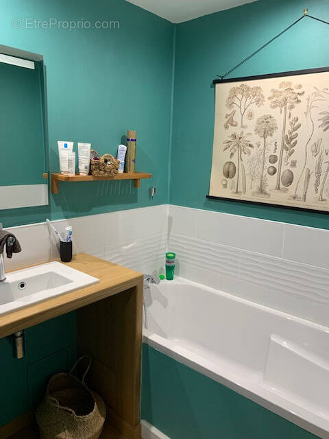 Maison à AMBRIERES-LES-VALLEES