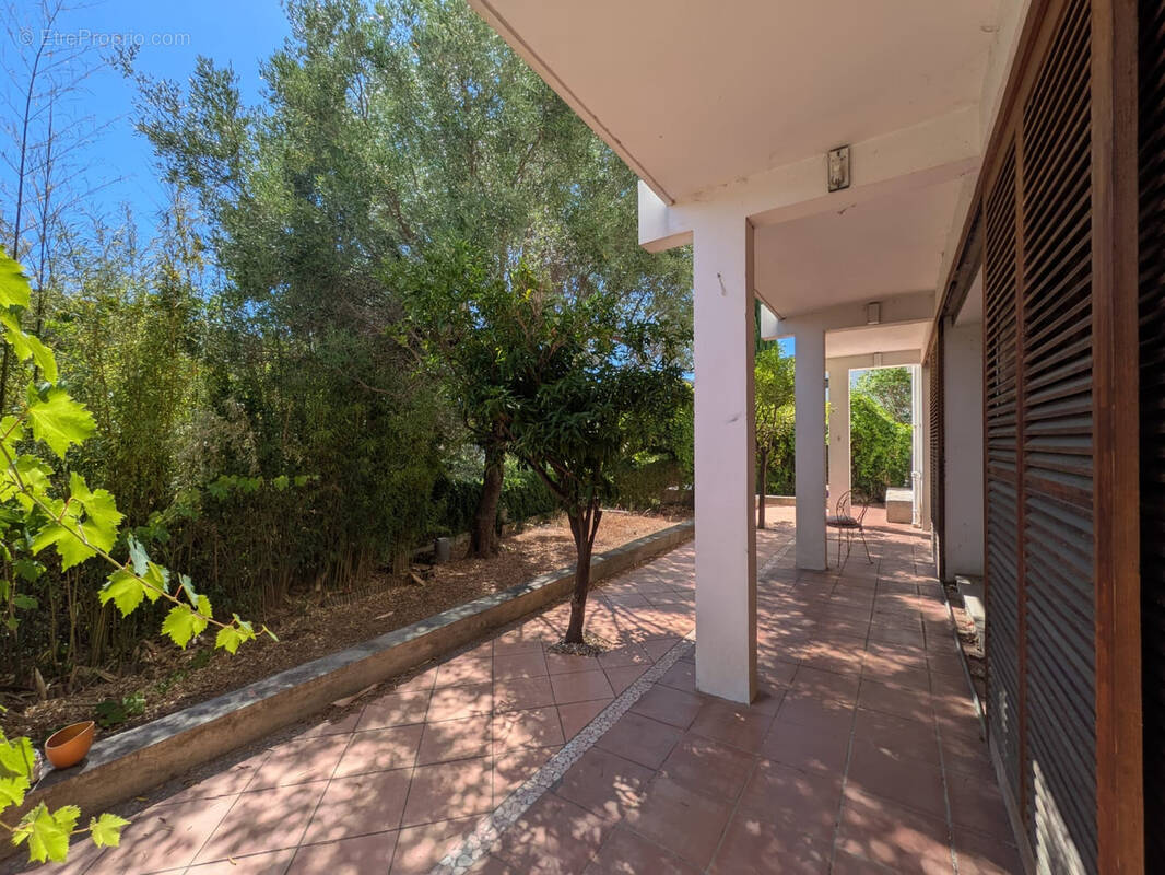 Appartement à HYERES