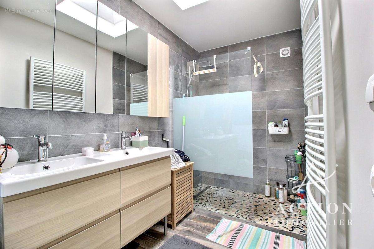 Maison à LYS-LEZ-LANNOY