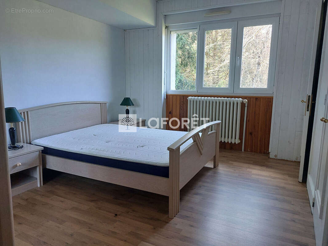 Maison à BOIS-DE-CHAMP