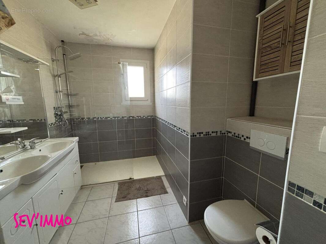 Maison à SAINT-GERMAIN-DES-FOSSES