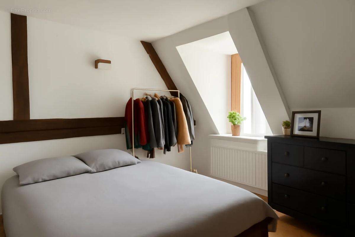 Maison à CREVECOEUR-EN-BRIE