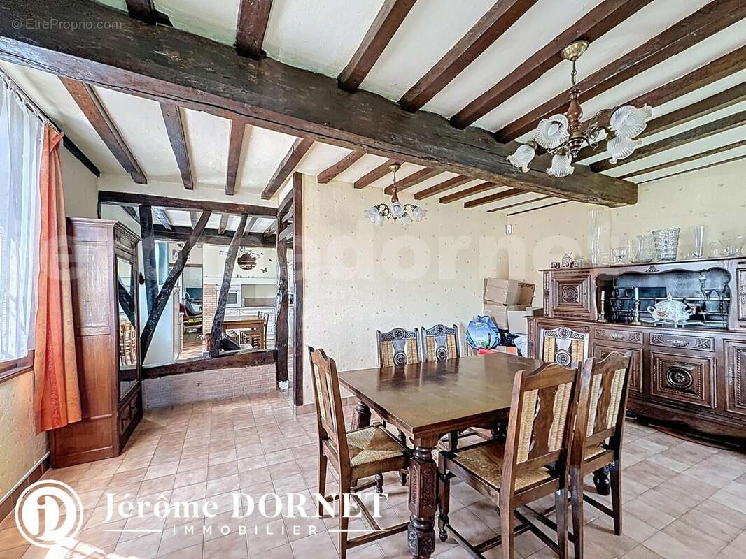 huc_0015 - Maison à GOURNAY-EN-BRAY