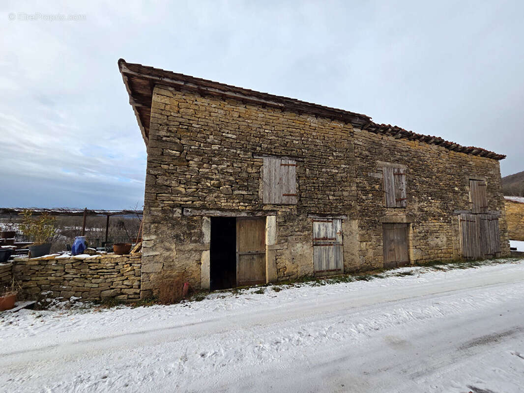 Maison à SAINT-AMOUR