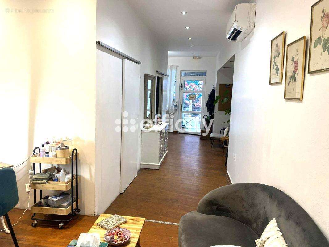 Commerce à MARSEILLE-6E