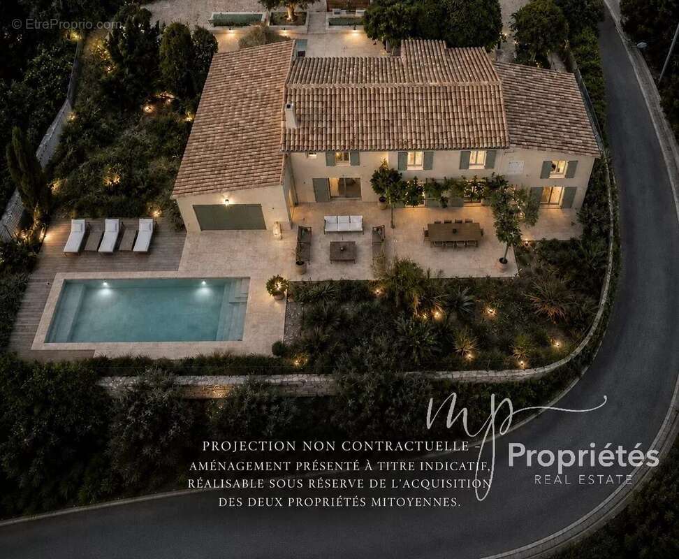 Maison à RAYOL-CANADEL-SUR-MER