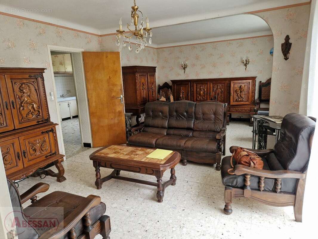 Maison 86 m² à Castres  - photo 3
