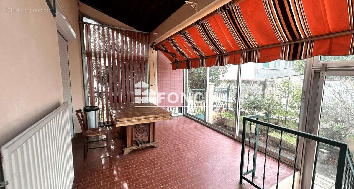 Maison à MONTELIMAR