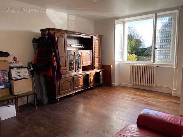 Maison à LE CLOITRE-PLEYBEN