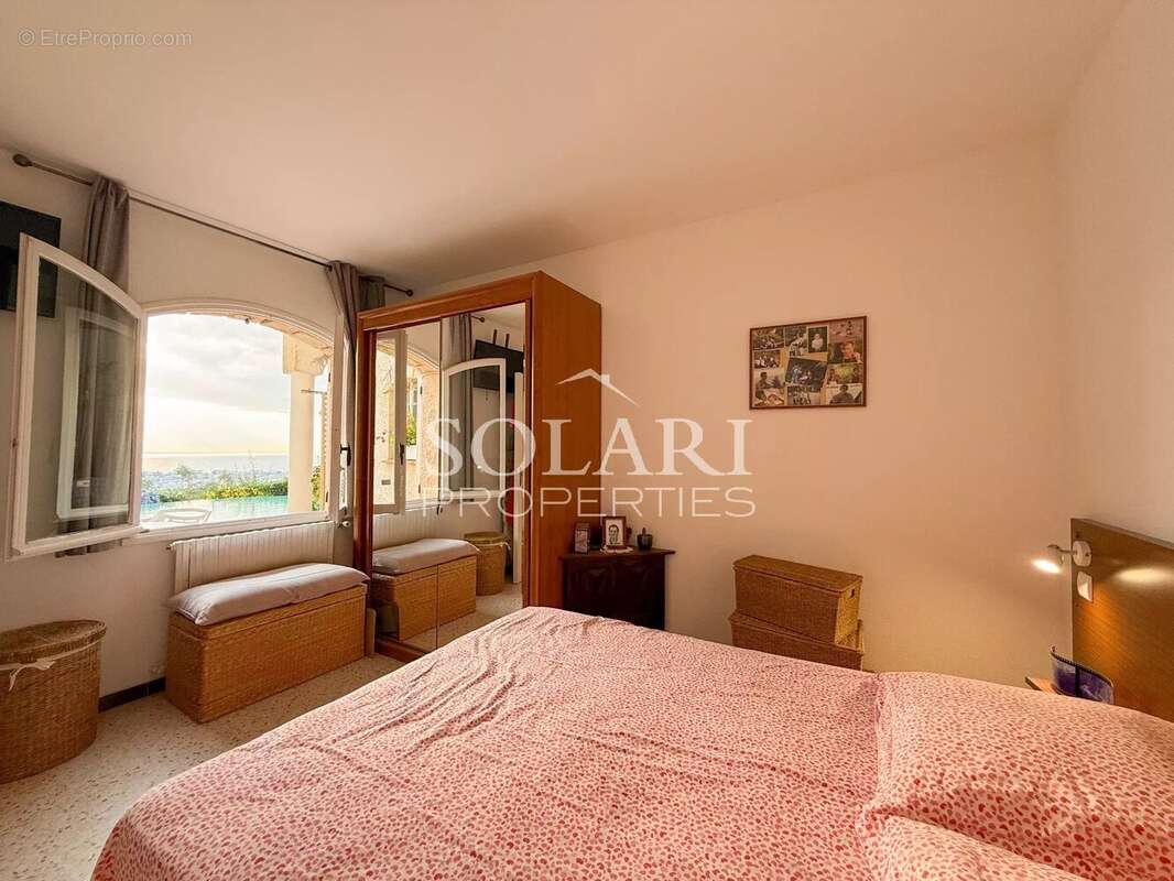 Maison à MANDELIEU-LA-NAPOULE