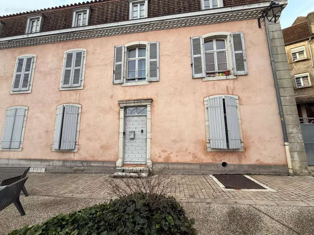 Appartement à SAUVETERRE-DE-BEARN