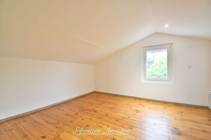 Maison rénovée 110 m² – 3 chambres – jardin 790 m² – quartier calme Villeneuve-sur-Lot (47)- coup de cœur assuré - photo 12