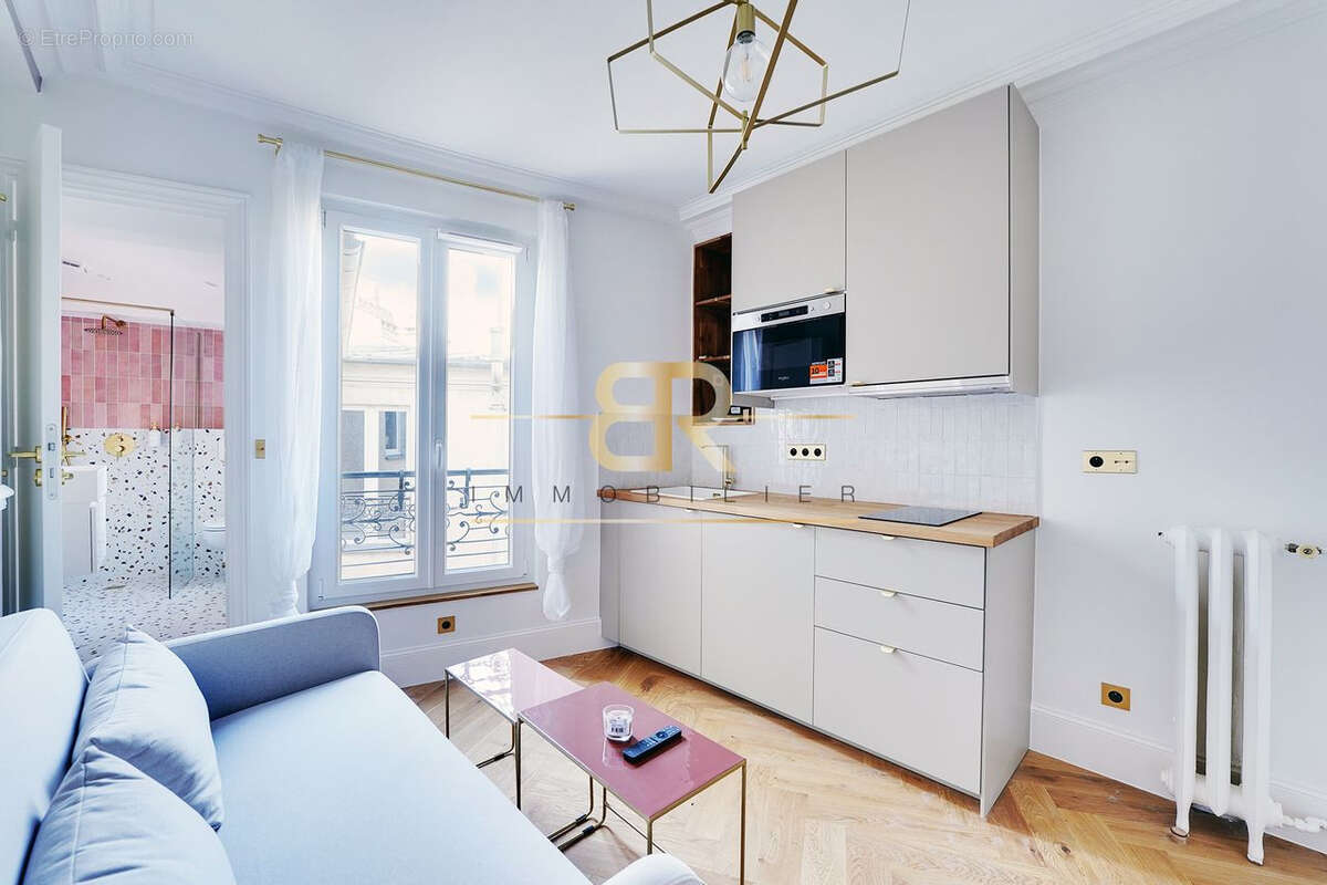 Appartement à PARIS-9E
