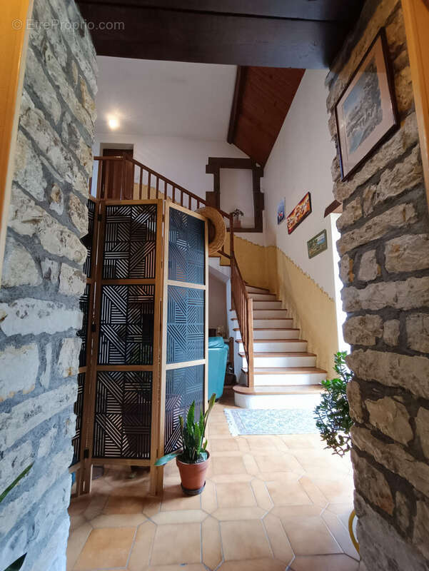 Maison à COUY