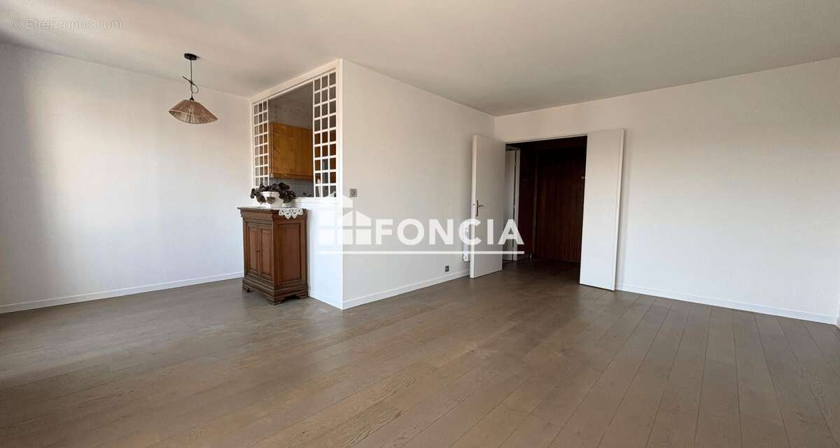 Appartement à MANTES-LA-JOLIE