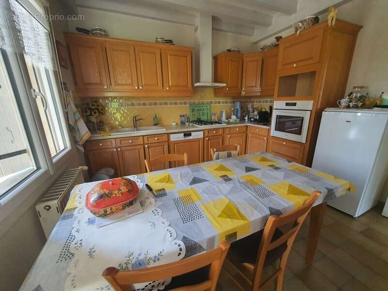 Maison à CHATEAUNEUF-SUR-ISERE