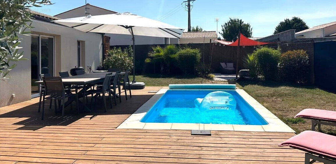 Maison à SAINT-AGNANT