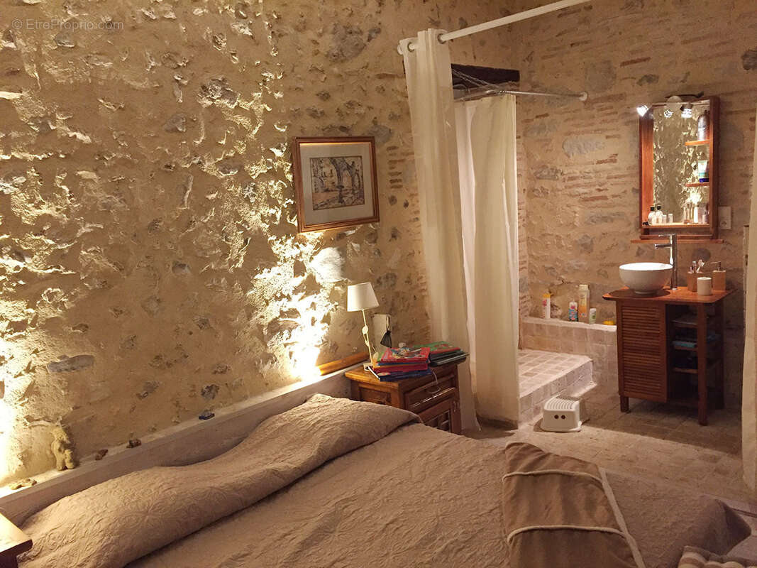 Maison à VILLENEUVE-SUR-LOT