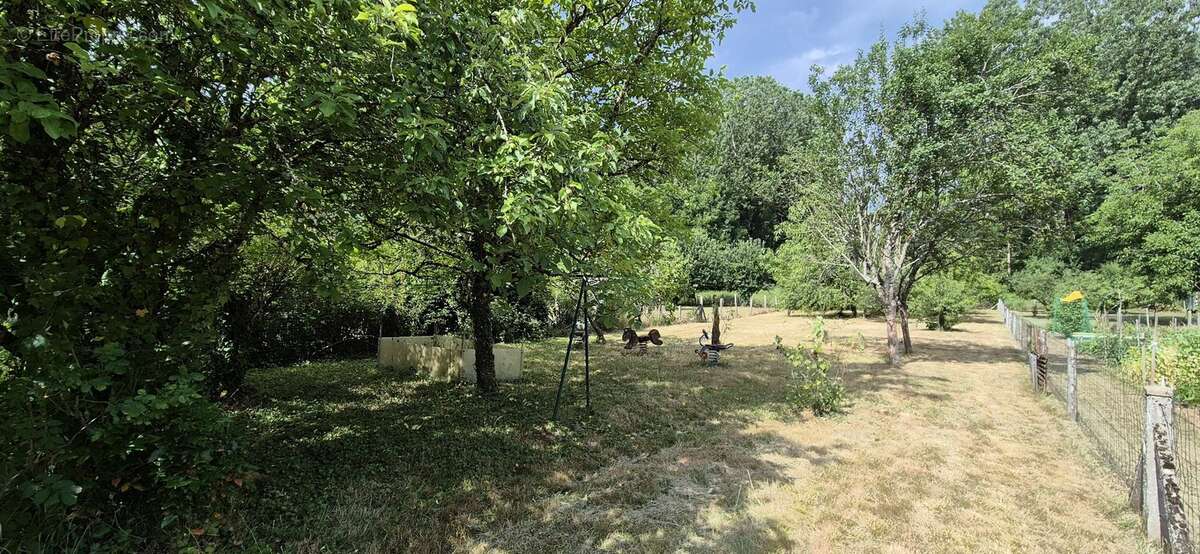 Maison à NOGENT-SUR-VERNISSON