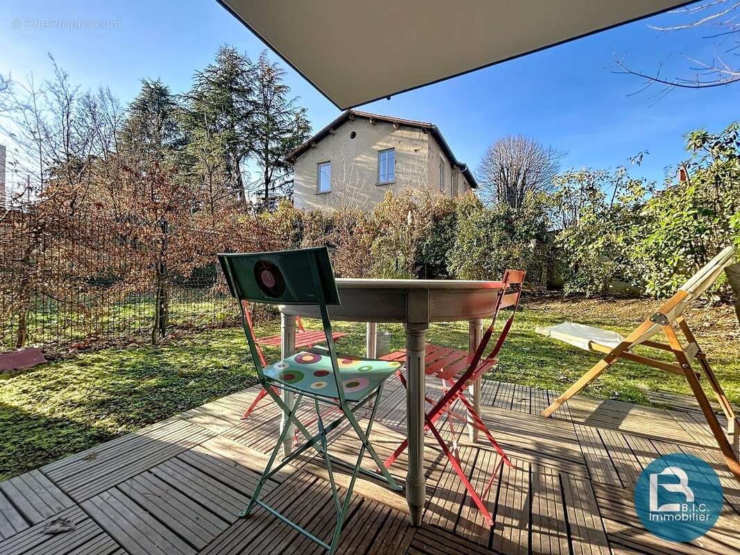 Appartement à CHAMPAGNE-AU-MONT-D'OR