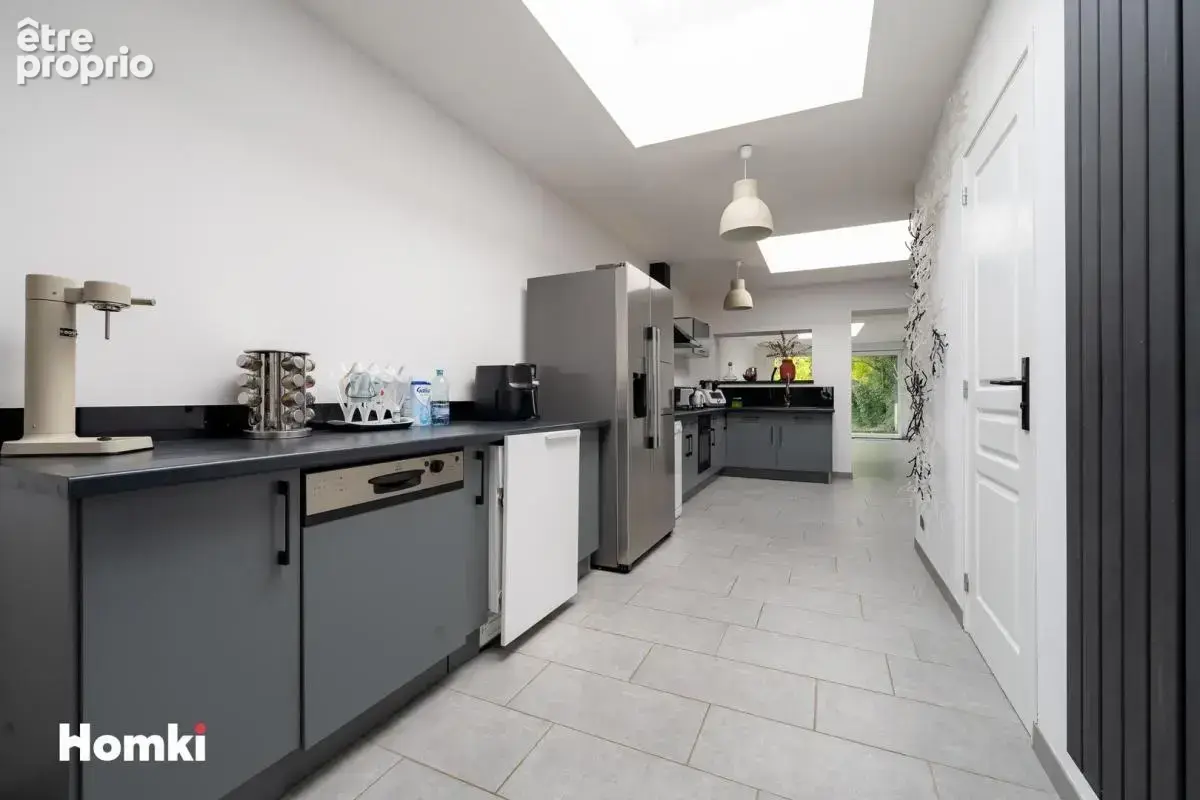 Maison/Villa T6 de 139 m² à Tourcoing 59200 - photo 7