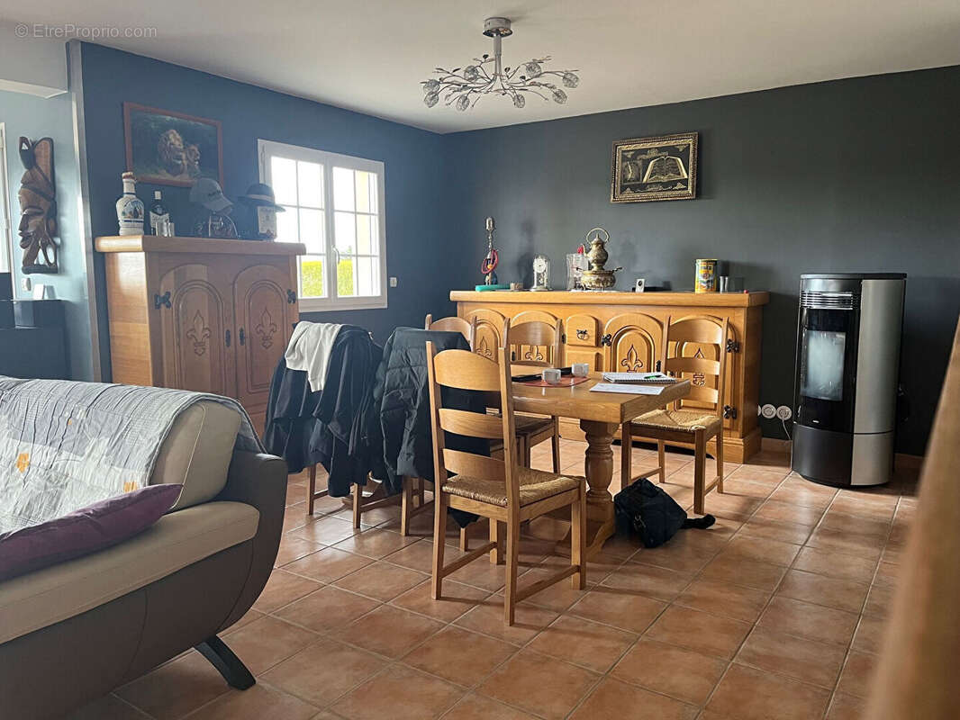 Maison à MARBEUF