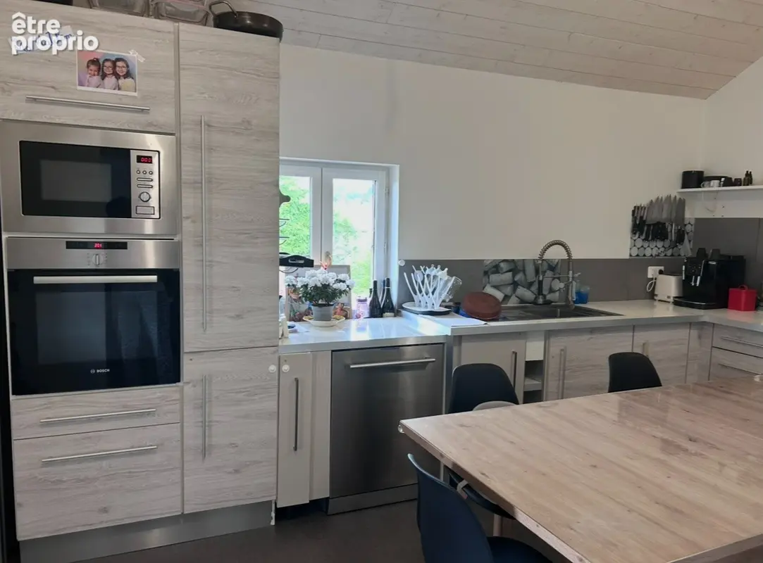 Maison avec terrasse et jardin - photo 1