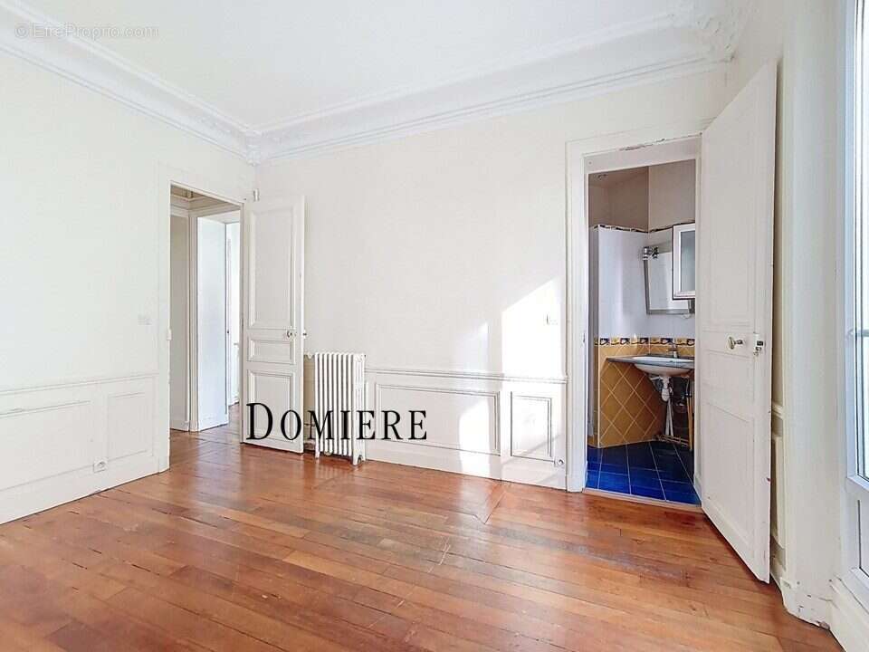 Appartement à PARIS-17E